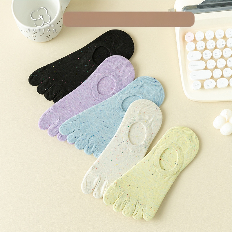 Taškuotos siūlų penkių pirštų kojinės Moteriškos vasarinės plonos kojinės Moteriškos valties formos kojinės Seklios burnos nematomos kojinės Japoniško stiliaus mielos medvilninės kojinės su pirštais