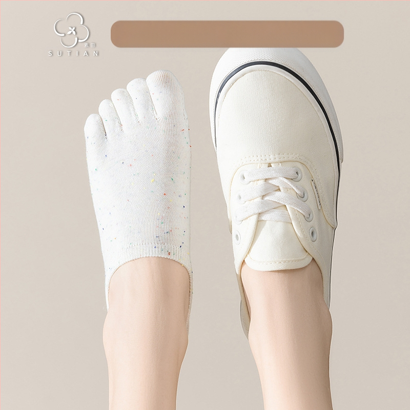 Taškuotos siūlų penkių pirštų kojinės Moteriškos vasarinės plonos kojinės Moteriškos valties formos kojinės Seklios burnos nematomos kojinės Japoniško stiliaus mielos medvilninės kojinės su pirštais