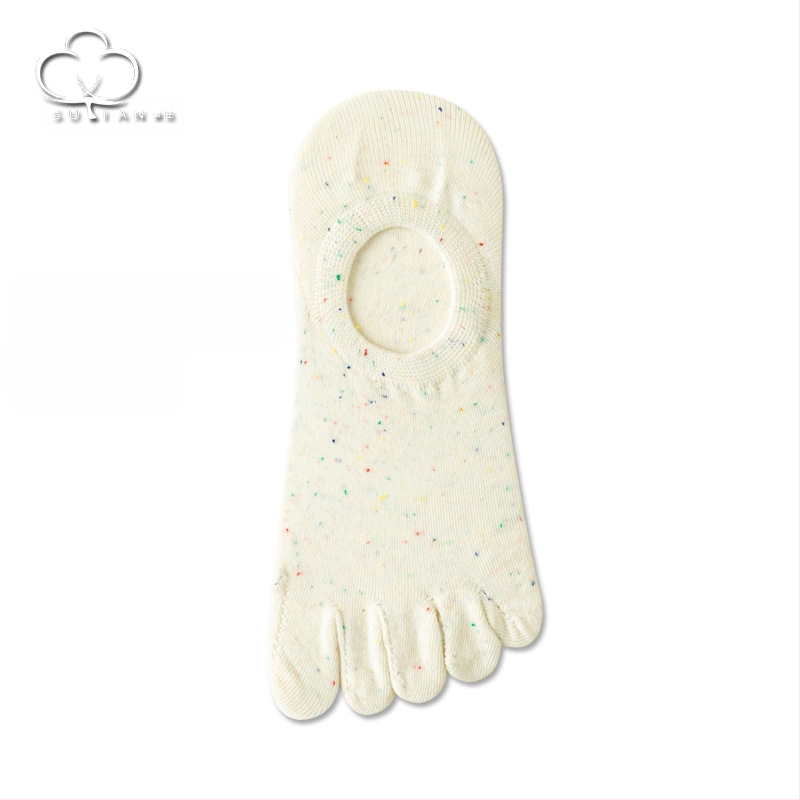 Taškuotos siūlų penkių pirštų kojinės Moteriškos vasarinės plonos kojinės Moteriškos valties formos kojinės Seklios burnos nematomos kojinės Japoniško stiliaus mielos medvilninės kojinės su pirštais