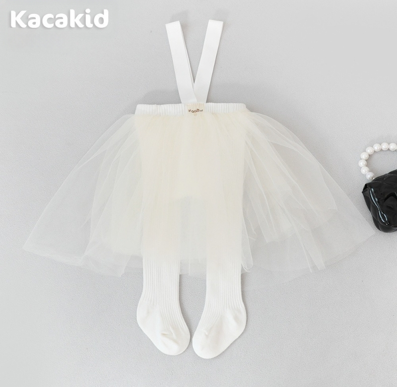 Prísny výber jarných a jesenných detských pančuchových nohavíc s vysokým pásom, chráničov brucha, popruhových nohavíc, jednofarebných legín