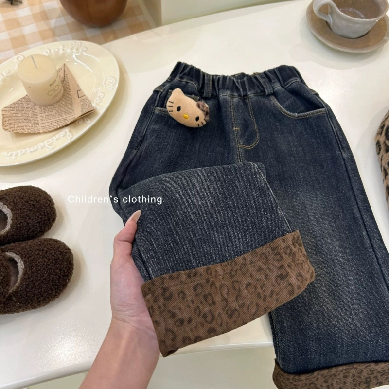 Djevojačko jesensko-zimsko odijelo 2024. Novo dječje odijelo s flis podstavom, zadebljani leopard pulover, jednodijelne baršunaste traperice za djevojčice