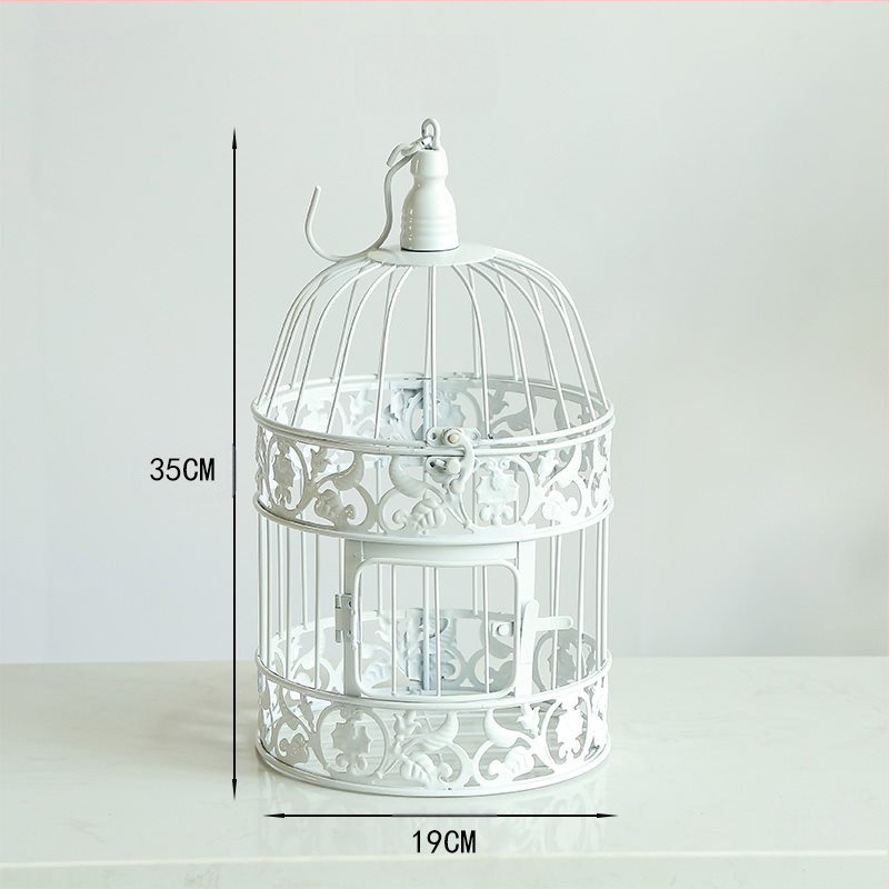 Europietiško stiliaus geležinės dekoracijos, paukščių narvelis, balti langai, fotografija, baldai, rekvizitai, viešbutis, vestuvės, mėsingi, retro stiliaus papuošalai