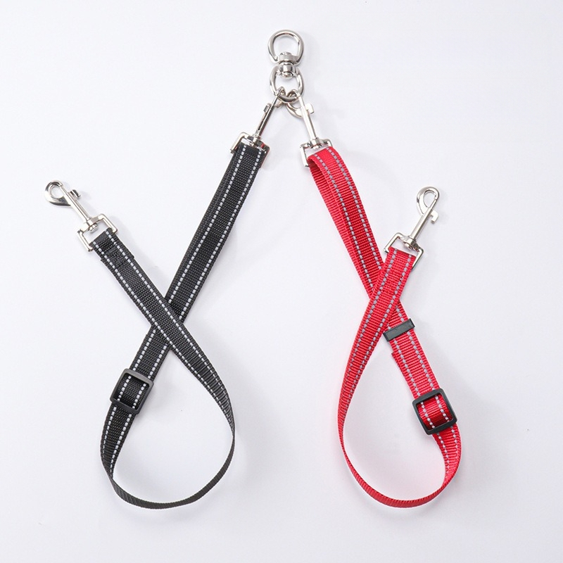 Amazoni piiriülene plahvatuslik kahesuunaline helkurrihm, mis on reguleeritav ilma sasipuntrateta ja eemaldatav 2-ühes mitme koera jaoks.