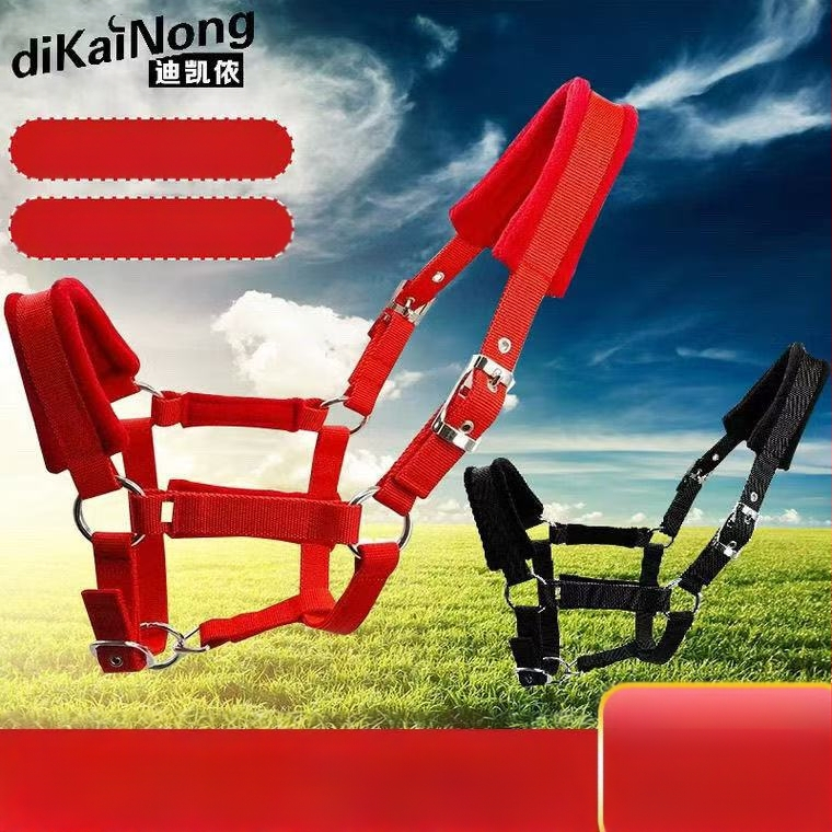 „Decathlon“ petnešos, vilnos, kamanų pagalvėlė, atspari dilimui, jojimo reikmenys, arklio narvo uždangalas, ponio dydžio, čiaupo uždangalas