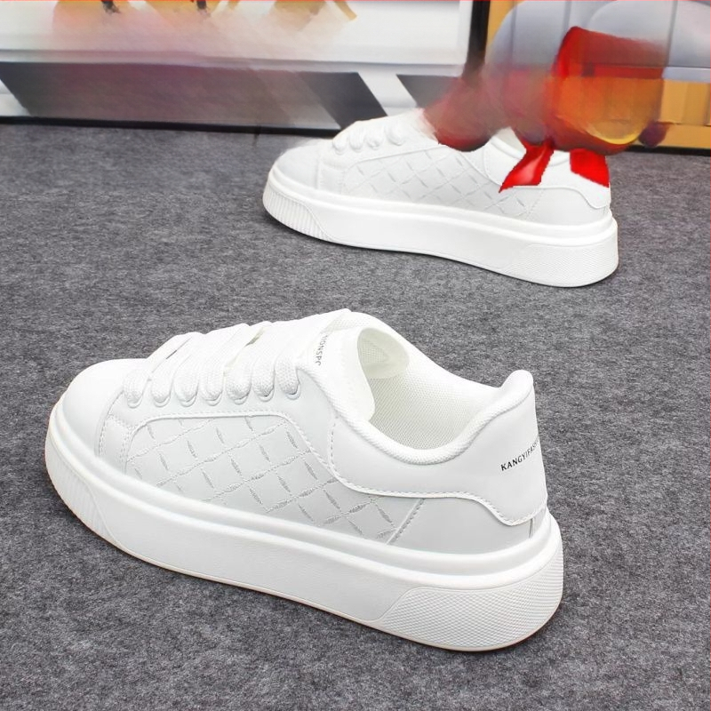 Novi trendi sportske cipele za slobodno vrijeme, male bijele cipele za muške cipele, lagane, univerzalne, neklizajuće, cipele za povećanje visine, eksplozivno debelo meko dno