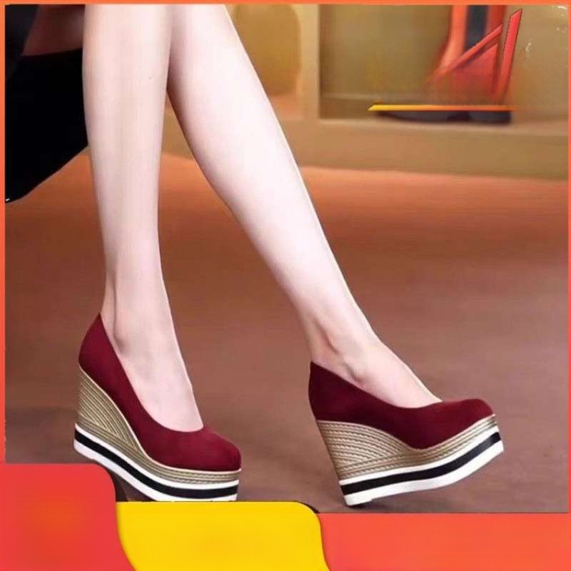 Tocuri înalte pentru femei 2025 nou toc cu platformă pantofi pentru femei fund gros impermeabil masă piele întoarsă cu cap rotund la modă pantofi cu un singur strat, toate potriviți