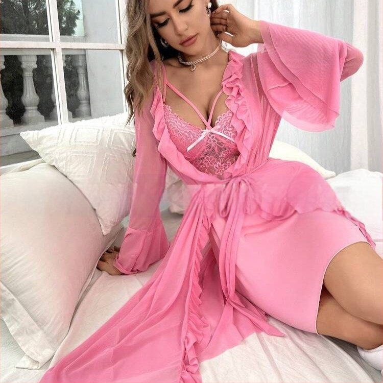 Seksualūs apatiniai moterims, maža krūtine pasiūti apatiniai, nėriniuotos petnešos, tinkliniai naktinukai, seksualus kostiumėlis, namų drabužiai