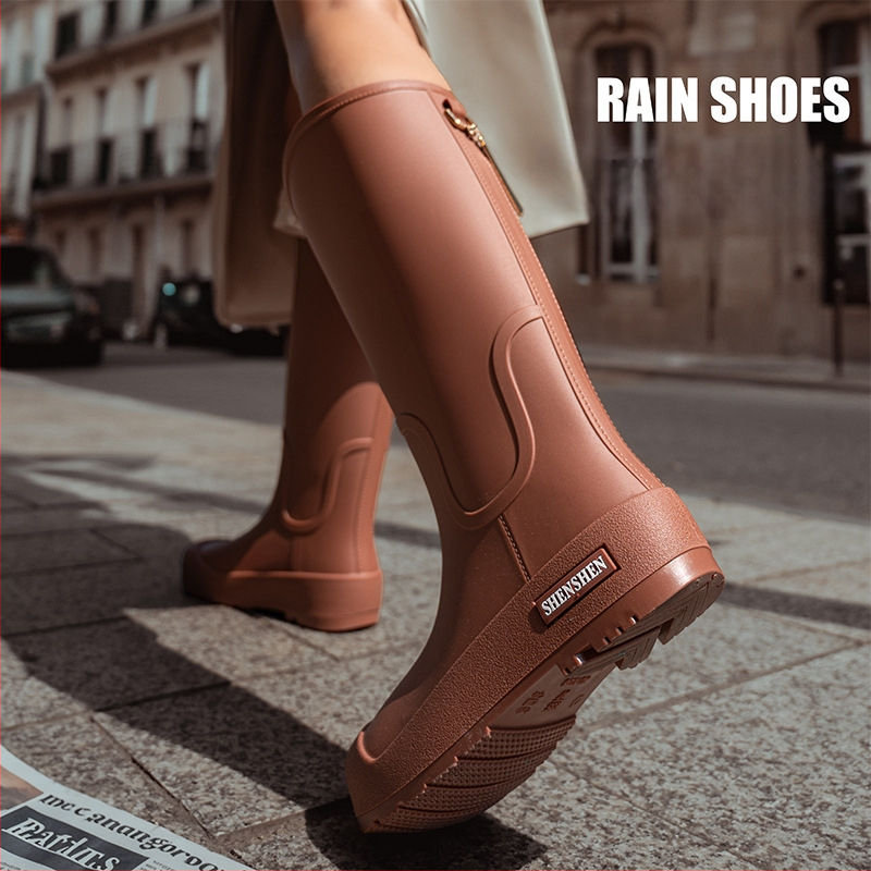 Mados tendencijos lietaus batai moterims vandeniui neslystantys aukšti vamzdžiai lietaus batai suaugusiems stovyklavimo darbui atsparūs guminiai batai ilgi vamzdžiai vandens batai