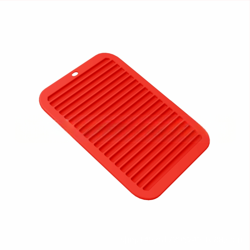 Sabiezināts bērnu galda paklājiņš, silikona mākoņu siltumizolācijas paklājiņš, radošs paliktnis, mājdzīvnieku pretslīdes noplūdes paklājiņš, pretapplaucēšanās galda paklājiņš