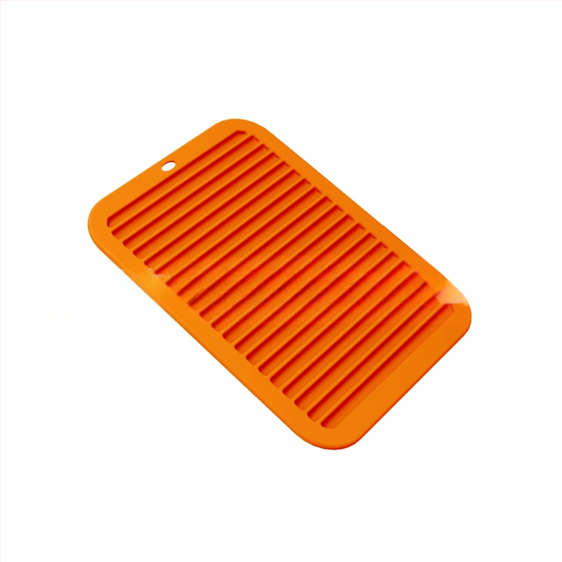 Sabiezināts bērnu galda paklājiņš, silikona mākoņu siltumizolācijas paklājiņš, radošs paliktnis, mājdzīvnieku pretslīdes noplūdes paklājiņš, pretapplaucēšanās galda paklājiņš