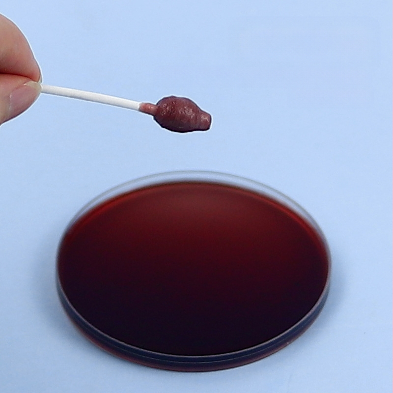 Lemmikloomade kõrva vatitupsuga vatitupsuga kasside kõrvade puhastamine kõrvade puhastamine koerale ja kassidele mõeldud tarvikud