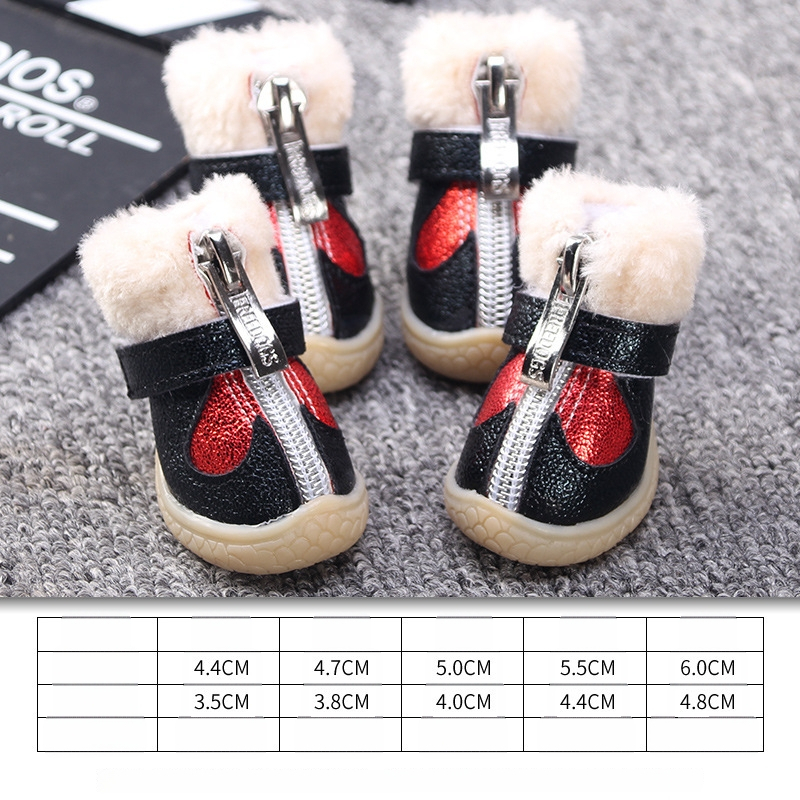 Šunų batai mažiems meškiukams Naujųjų metų dieną vedžiojant šunį, šilti, vilnoniai, pėdų uždangalai, neslystantys, raudoni, šventiniai medvilniniai batai