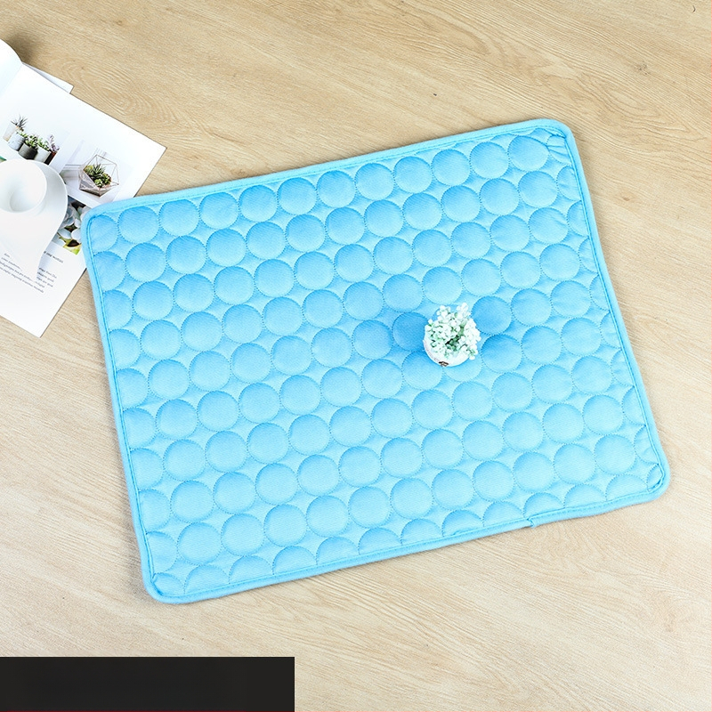 Ледена копринена постелка за домашни любимци Лятна хладна постелка за кучета Постелка за котки и кучета за диван Хладна постелка за кучета Постелка за котки и кучета Ледена постелка за домашни любимци