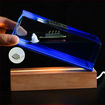 Mica Carte Roșie, populară în același stil, sticlă în derivă cu fluide pentru nave de croazieră, decorațiune pentru desktop, cutie cadou pentru ziua de naștere Titanic