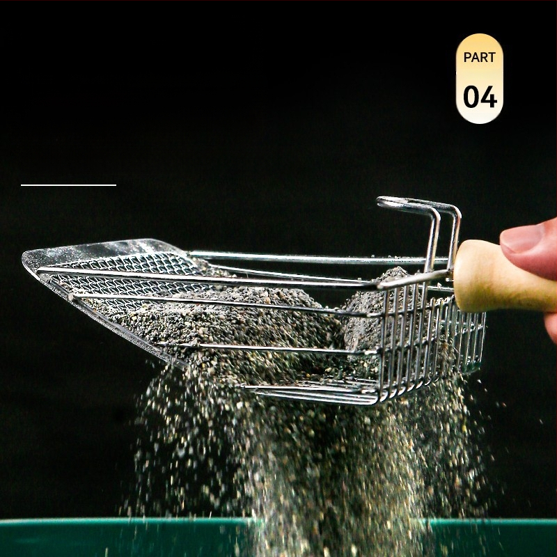 Kačių kraiko kastuvas, smulkios skylės, didelis metalinis nerūdijančio plieno kačių kastuvas, bentonito rūdos kačių kraiko kastuvo artefaktas