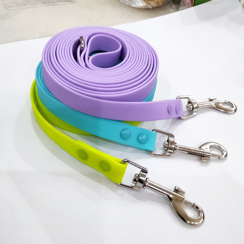 Amazon Горещо продавано PVC въже за теглене на домашни любимци Водоустойчиви продукти за кучета По-дълъг колан за теглене на домашни любимци Устойчиво на износване въже за разходка на кучета