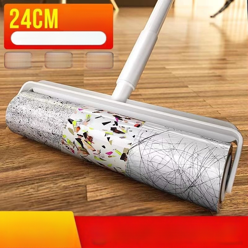 Plaukų lipdukų volelis, ilgas strypas, didelis plaukų lipdukas, lova, grindys, plaukų valymas, artefaktas, dulkių volelis, prilipęs plaukų volelis, šepetys