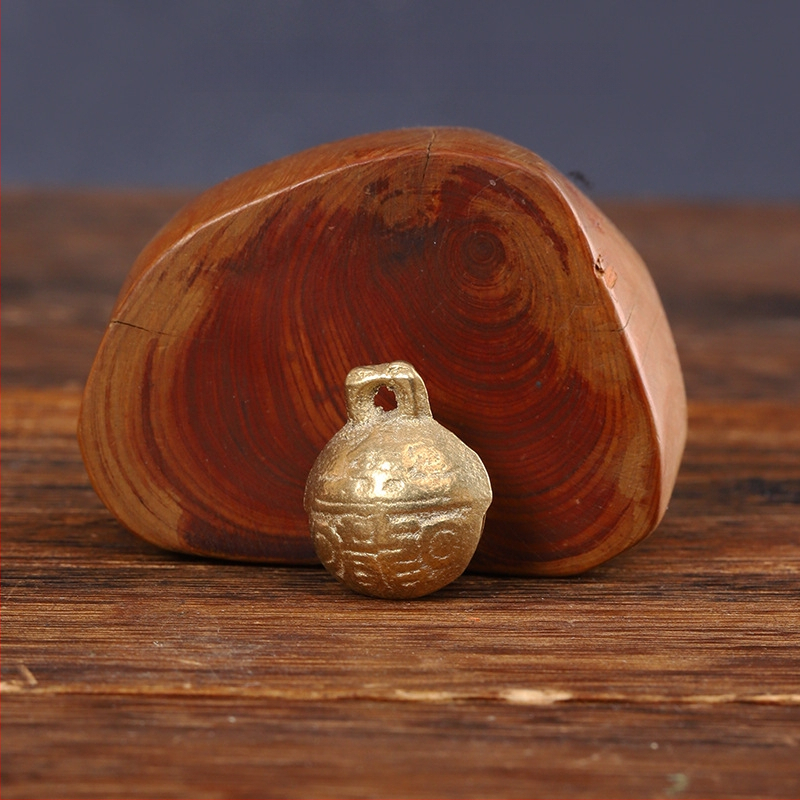 Меден звънец меден тигров звънец домашен любимец звънец куче котка тигров звънец говеда овца конски звънец древен