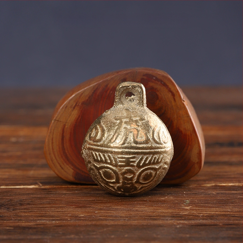 Меден звънец меден тигров звънец домашен любимец звънец куче котка тигров звънец говеда овца конски звънец древен