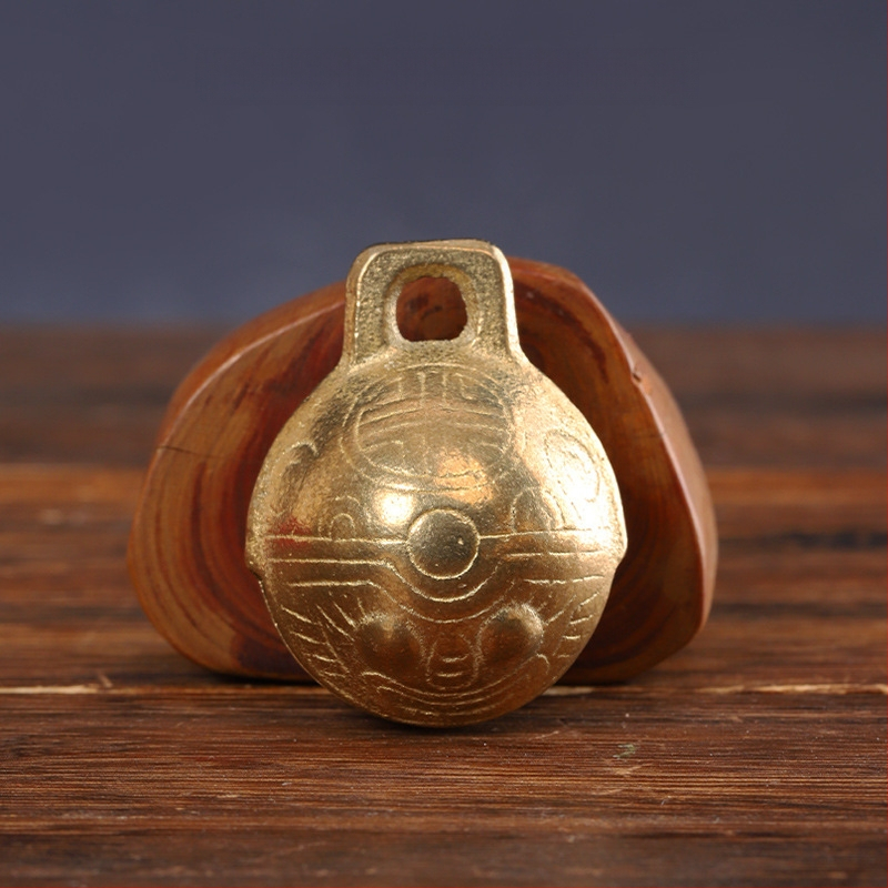 Меден звънец меден тигров звънец домашен любимец звънец куче котка тигров звънец говеда овца конски звънец древен