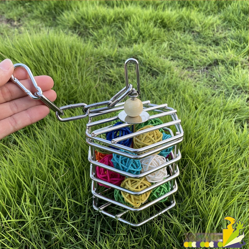 304 Неръждаема стомана Папагал Хапаща Играчка Хранене Клетка Молар Играчка Клетка Папагал Кошница с Плодове Висулка