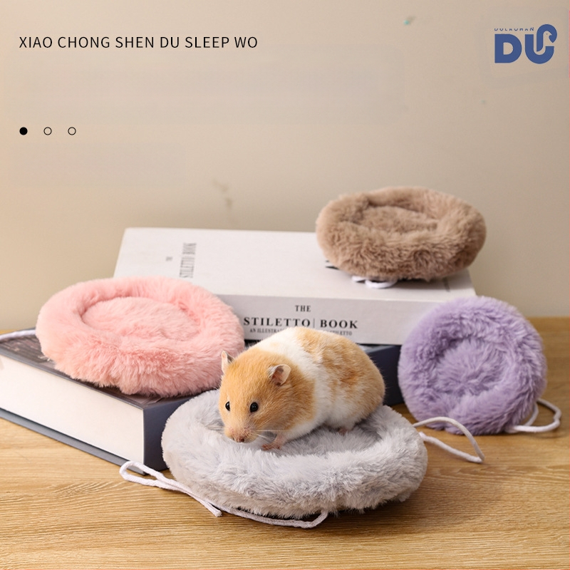 Žiurkėno medvilninis kilimėlis, triušio aksominis apvalus kilimėlis, žieminės voverės gėlės žiurkės auksinio lokio medvilninis lizdo šiltas kilimėlis, žiurkėno lizdo kilimėlis