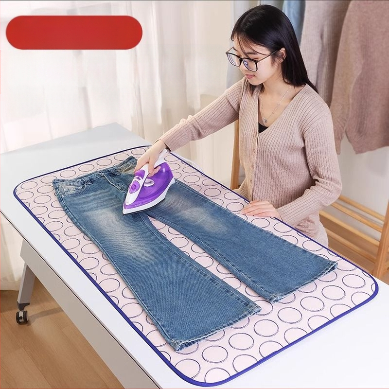 Buitinė lyginimo lenta Buitinė lyginimo lenta Šešių sluoksnių sustorinta šilumos izoliacija Vandeniui atspari sulankstoma nešiojama su lygintuvu pakabinama lyginimo mašina lyginimui