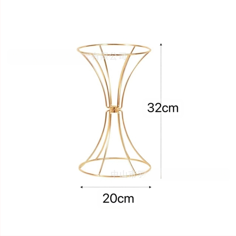 Ковано желязо Геометрични кухи орнаменти за цветя със златна талия, цветя за сватбена маса, цветя за сватбени реквизити, пътна стойка за цветя
