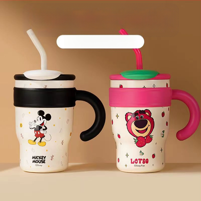 Sanrio Hello Kitty Maruko Big Mac termo puodelis šiaudeliu Mielas didelės spalvos vandens puodelis automobiliui Ledo puodelis