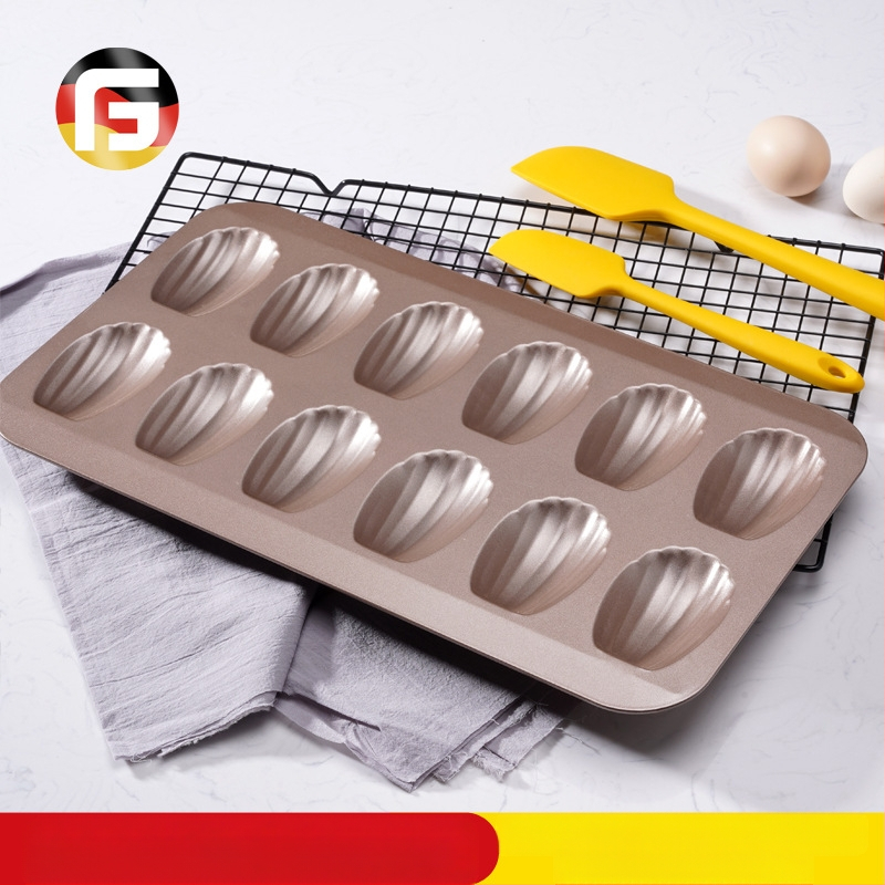 Paksendatud küpsetusplaat, mittenakkuva kattega koorikuga koogivorm 12 kuldse madeleine-vormiga, küpsise küpsetusvorm