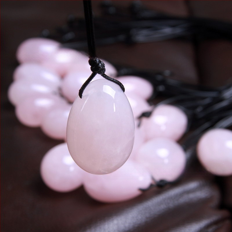 Tehase kohandatud naturaalsest pulberkristallist naiste massaažikomplekt sünnitusjärgseks tussu-muna-muna-pöidlamassaažiks