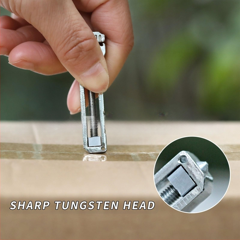 Kompaktiškas titano daugiafunkcis įrankis Kompaktiškas cinko ir aliuminio daugiafunkcis peilis, kuris nenaudojamas