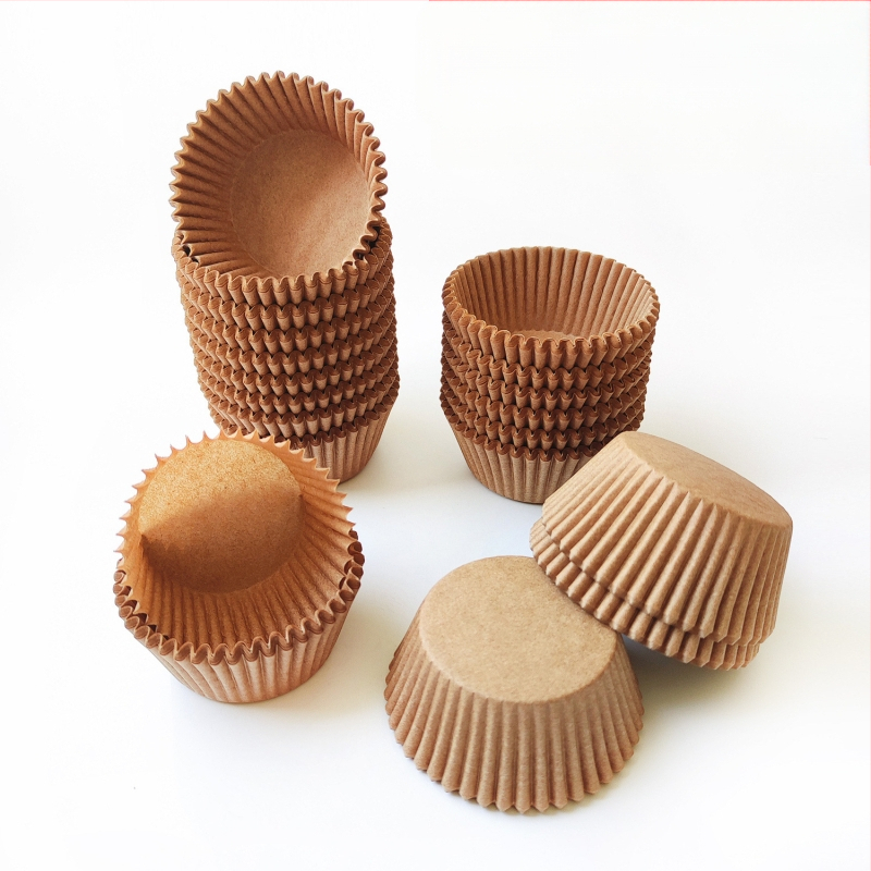 100 pakki peolaua magustoidulauda valget värvi õlikindlaid koogivormi küpsetuspaberist lumekoristusmasinaid