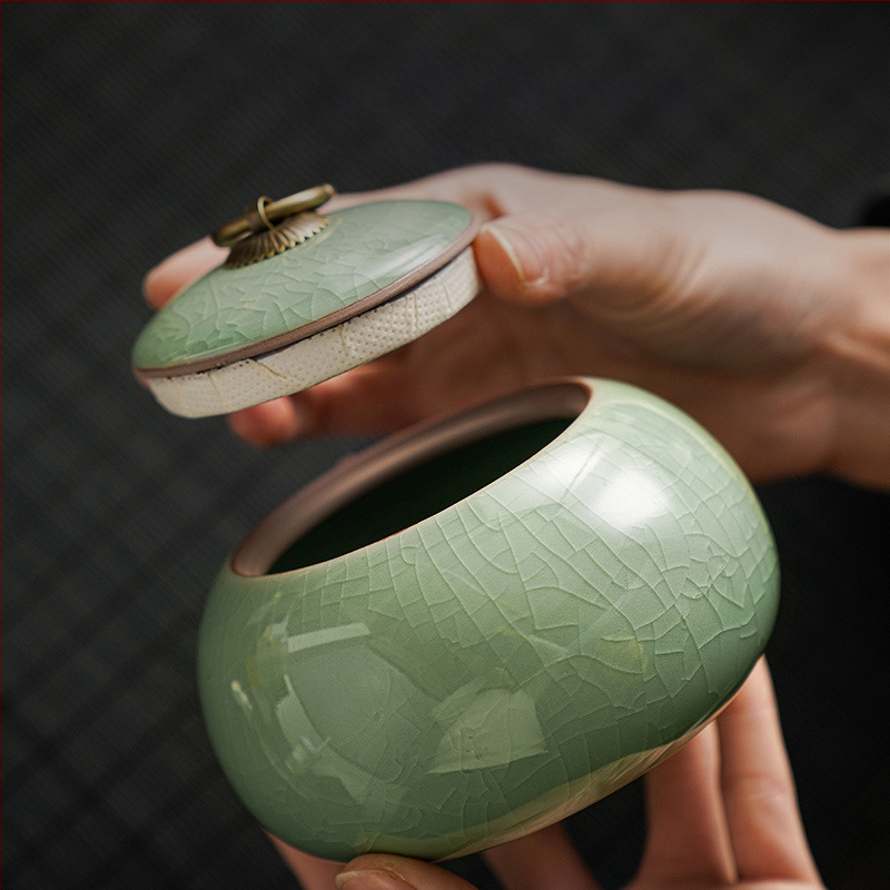 Ge kemence teaüveg lezárt üveg kerámia kis hordozható celadon tea Pu'er tárolóedény háztartási nagykereskedelem