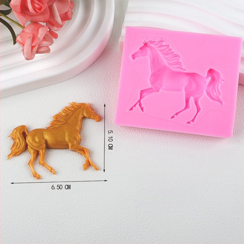 Zirgu kara zirgu folijas silikona veidne zirgu seglu šokolādes kūkas veidne īpaši viegls māla cepšanas piederums