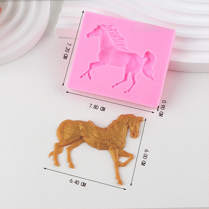 Zirgu kara zirgu folijas silikona veidne zirgu seglu šokolādes kūkas veidne īpaši viegls māla cepšanas piederums