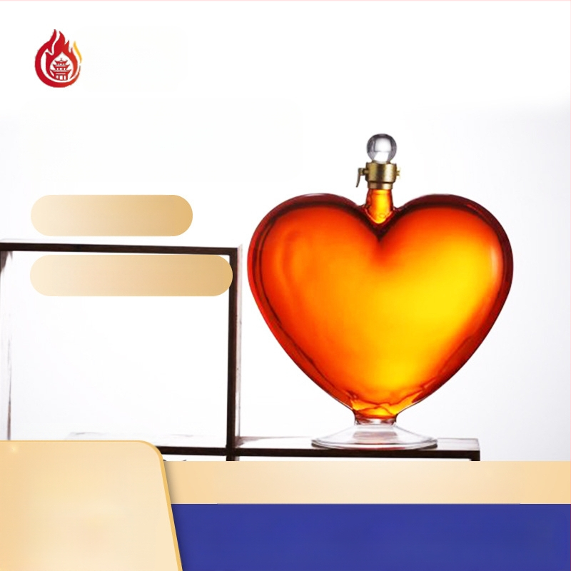 Didmeninė prekyba širdies formos vyno butelių amatų dekoracijomis, dekanterio vyno butelis, borosilikatinio stiklo butelis, ženšenio vyno butelis, tuščiaviduris