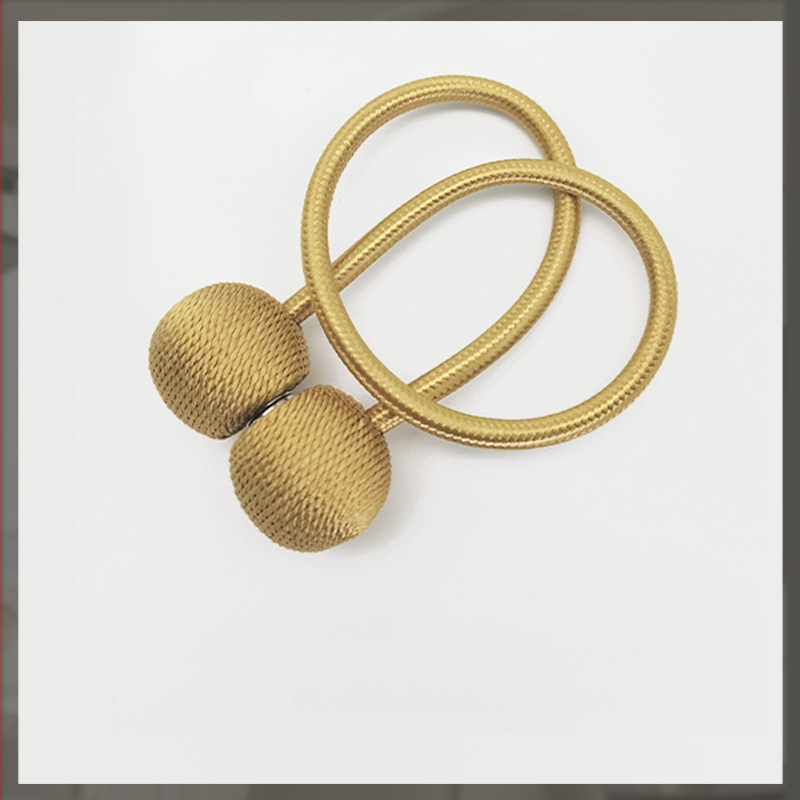 Tiesioginis gamyklinis tiekimas. Užuolaidų magnetinė sagtis be perforatorių. Kūrybinga, paprasta, universali užuolaidų ausinių magnetinė sagtis. Užuolaidų sagtis.