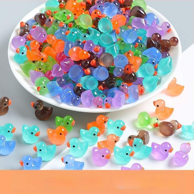 Naktiniai fluorescenciniai įtaisai maži gyvūnai „pasidaryk pats“ miela maža antis, mišrūs papuošalai, kūrybingi rankų darbo „pasidaryk pats“ papuošalų aksesuarai