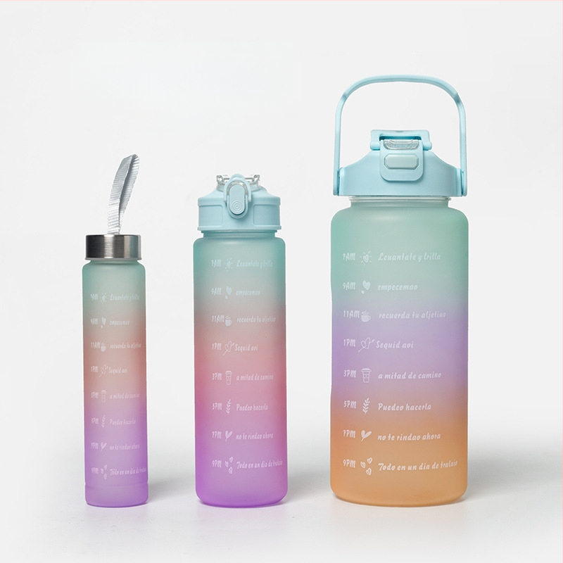 Διασυνοριακό Αθλητικό Ποτήρι Νερού Καλοκαιρινό Κύπελλο Μεγάλης Χωρητικότητας Σετ Τριών Τεμαχίων Κύπελλο Βραστήρα με Καλαμάκι, Πλαστικό Κύπελλο Space Cup Χονδρική