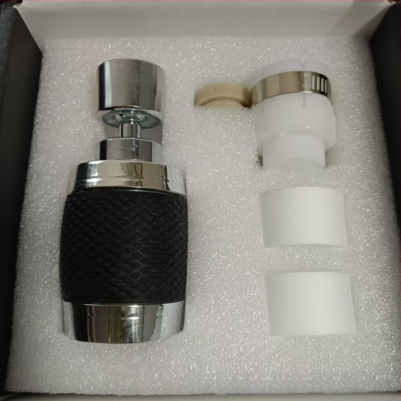 Buitinės virtuvės ir vonios kambario erdvės aliuminio maišytuvas, atsparus purslams, 360° besisukantis silikoninis maišytuvas su apsauga nuo nudegimų, filtras, daržovių dubuo