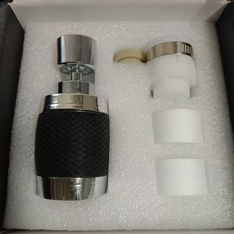 Buitinės virtuvės ir vonios kambario erdvės aliuminio maišytuvas, atsparus purslams, 360° besisukantis silikoninis maišytuvas su apsauga nuo nudegimų, filtras, daržovių dubuo