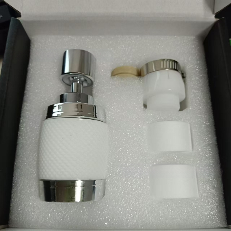 Buitinės virtuvės ir vonios kambario erdvės aliuminio maišytuvas, atsparus purslams, 360° besisukantis silikoninis maišytuvas su apsauga nuo nudegimų, filtras, daržovių dubuo