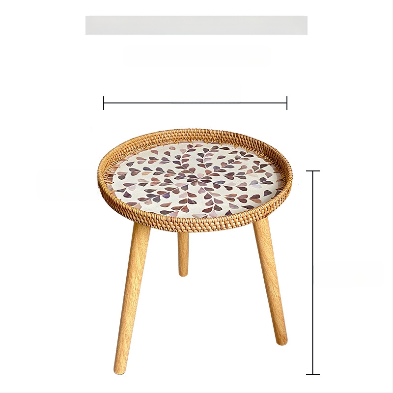 Rankomis austas spalvingas, įvairių stilių rotango padėklas su kojelėmis, aukštos kokybės, lengvas, prabangus, mažas šoninis staliukas