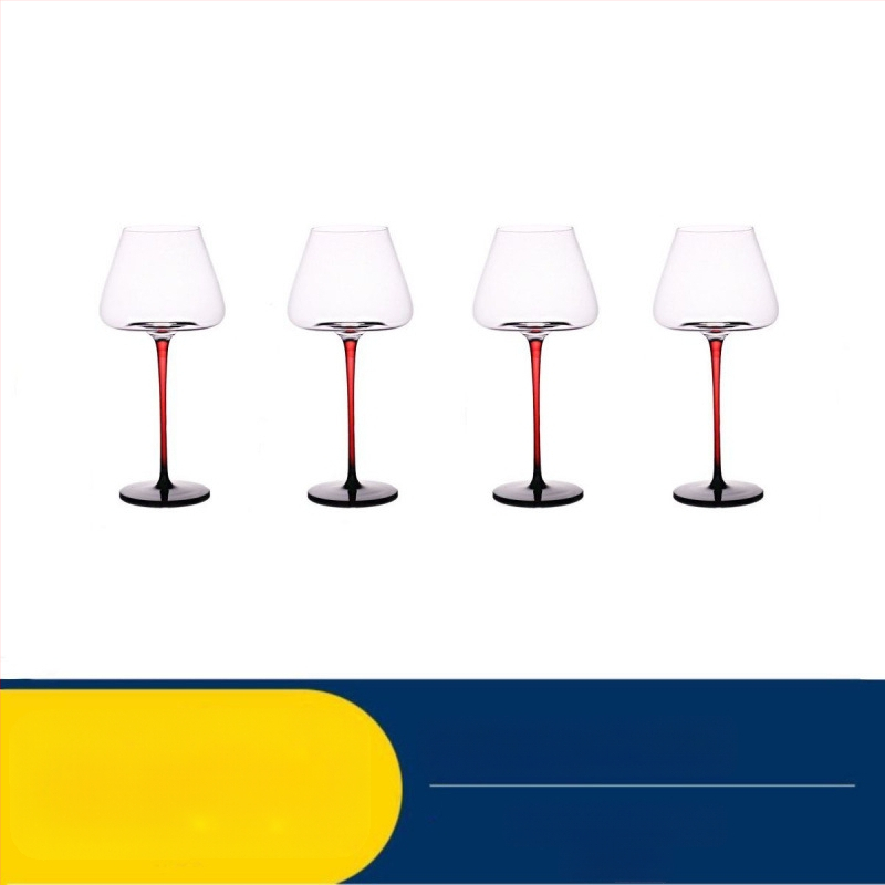 Melns sarkans tauriņš Burgundijas vīna glāze Ieeja Grezna Augstas klases Grezna Sarkanā stieņa vīna glāze Augstas vērtības Ieeja Grezns stils