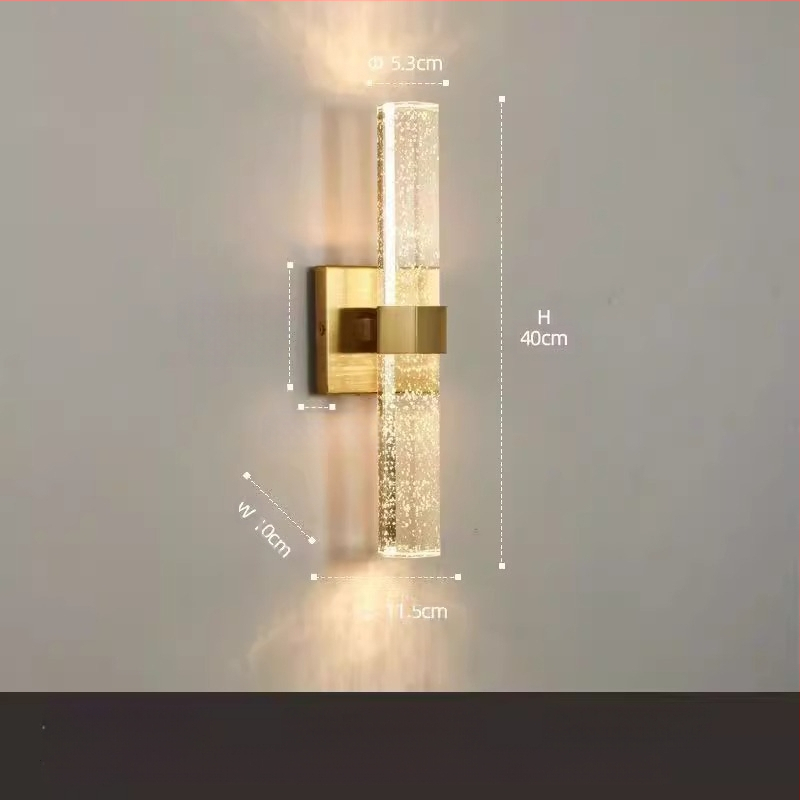 Lihtne kristall-öölauaga seinalamp, tipptasemel valgus, luksuslik elutoa taustasein, magamistoa kabineti vahekäik, hotelli koridor, moodne lamp