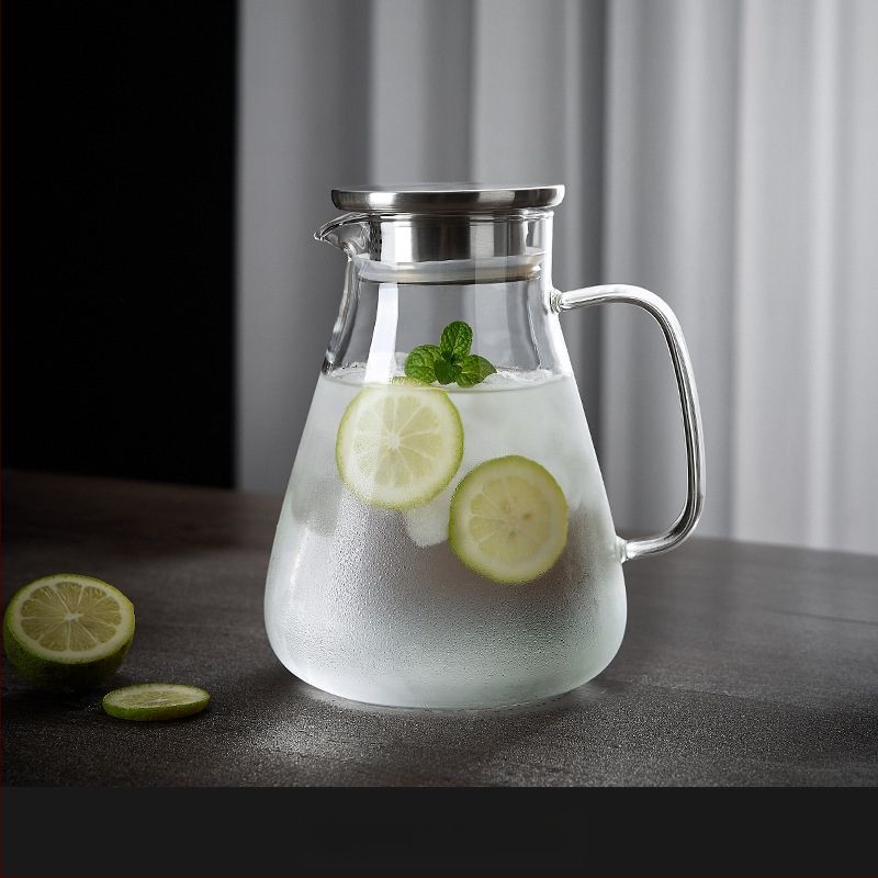 Gamyklinis tiekimas su dideliu borosilikato trikampiu puodu, permatomu, sutirštintu vėsaus vandens virduliu, paprastu buitiniu didelės talpos gėrimų trikampiu puodu.