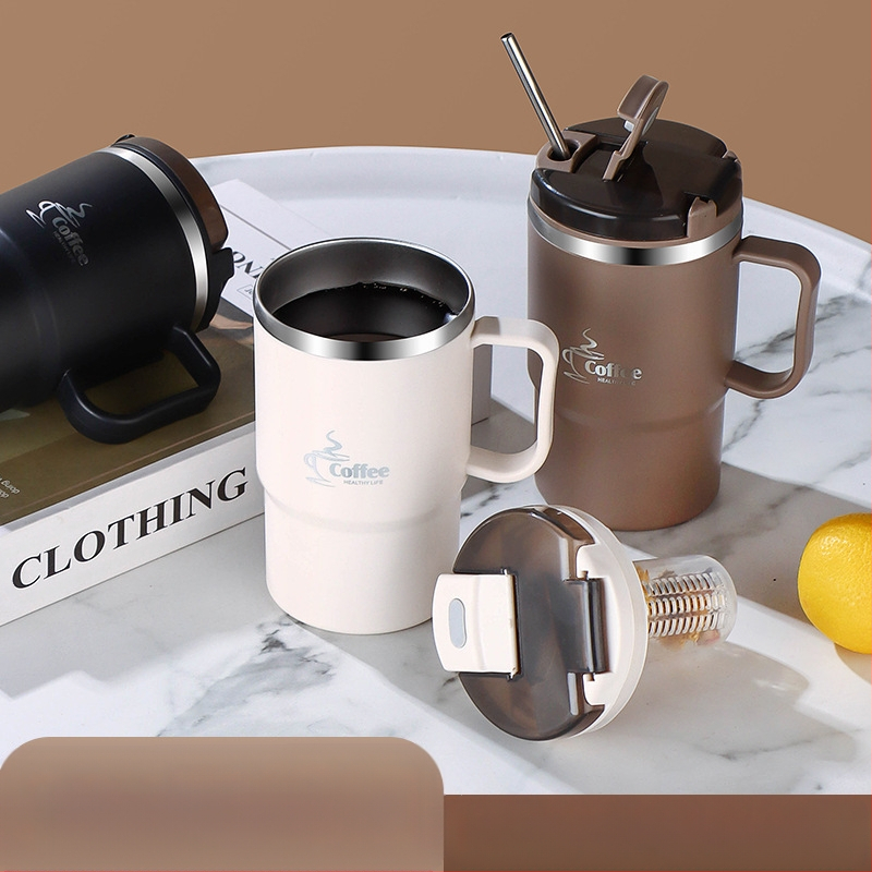 Piiriülene kuummüügis kruus, väärtuslik õlgtass, roostevabast terasest kohvitass, kaasaskantav mugav tee- ja veeeralduskruus