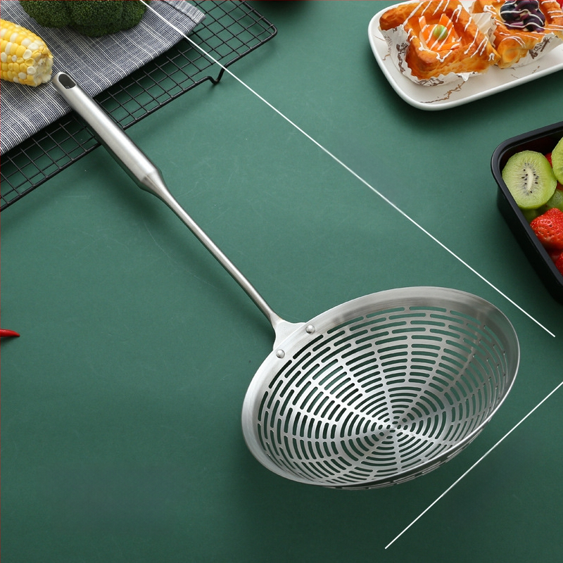 Nerūdijančio plieno kiaurasamtis, raudonmedžio ilga rankena, karšto puodo šaukštas, keptas kiaurasamtis, didelis kiaurasamtis, pipirų nusausinimas, didelis kiaurasamtis