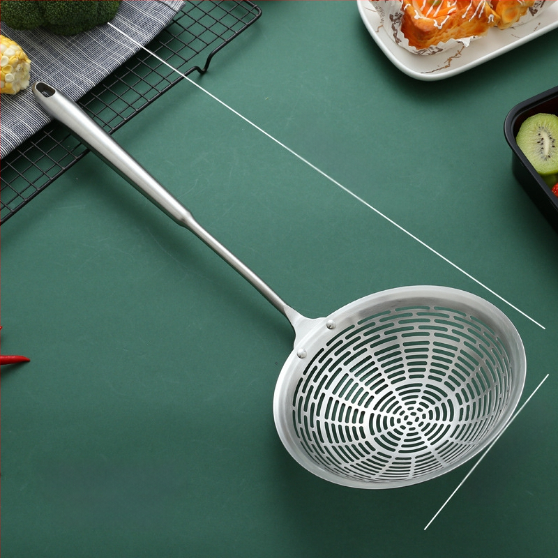 Nerūdijančio plieno kiaurasamtis, raudonmedžio ilga rankena, karšto puodo šaukštas, keptas kiaurasamtis, didelis kiaurasamtis, pipirų nusausinimas, didelis kiaurasamtis